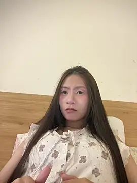 Lil-Gi online show from March 12, 4:46 pm