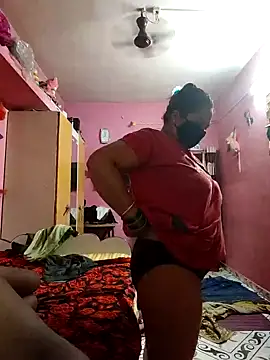 biggbobbsgirl online show from May 8, 2:28 am