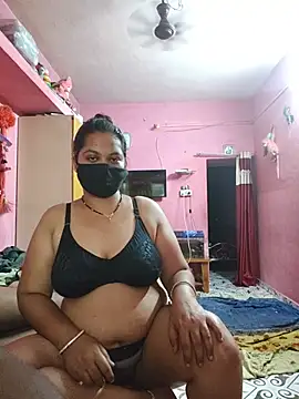 biggbobbsgirl online show from May 14, 2:29 am