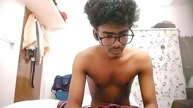 Snapshot of Rahulisagoodguy chatting on September 20, 12:50 pm Rahulisagoodguy online show from September 20, 12:50 pm