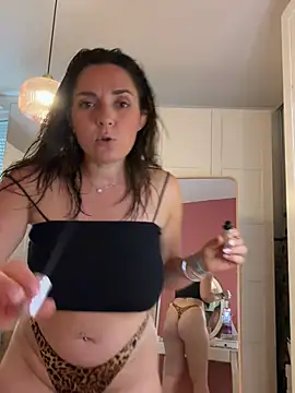chloedlm5 online show from July 30, 9:08 am