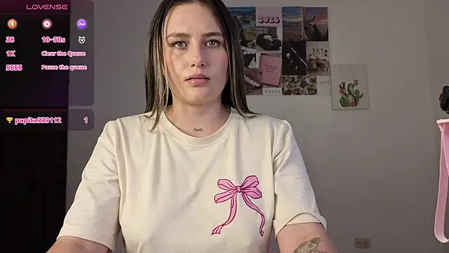 Veronika  Winslow  online show from March 13, 5:14 am