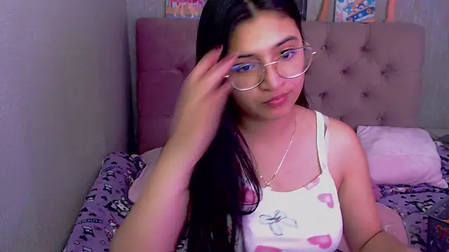 laurenelove online show from September 11, 2:55 am