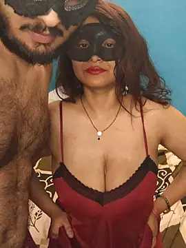 Snapshot of sexy42couple chatting on June 29, 11:49 pm sexy42couple online show from June 29, 11:49 pm
