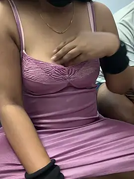 Lovlycouple1 online show from May 19, 8:15 pm