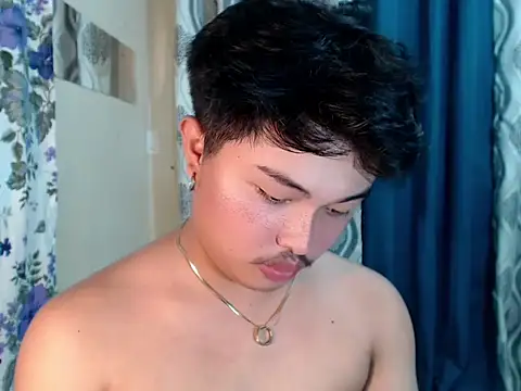 Lustfulljohnx online show from June 14, 11:56 am