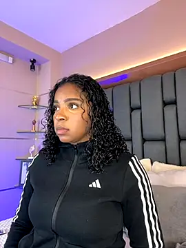 LisaMendez online show from October 3, 4:09 am