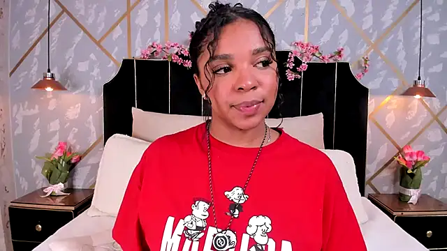 LisaMendez online show from May 2, 3:55 am