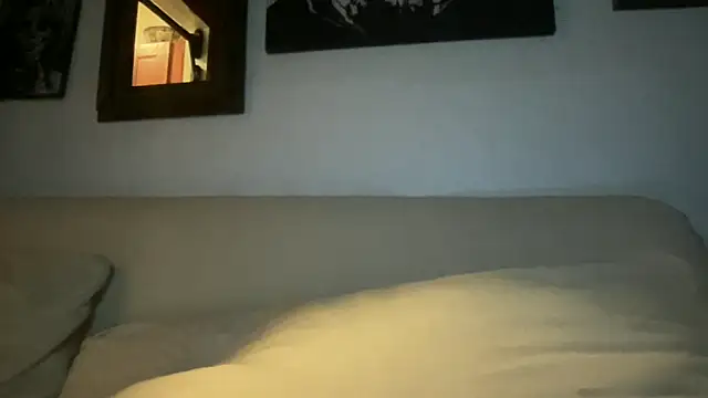 Snapshot of dddasani chatting on October 10, 4:44 am dddasani online show from October 10, 4:44 am