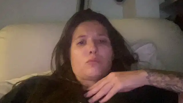 Snapshot of dddasani chatting on October 15, 4:56 am dddasani online show from October 15, 4:56 am