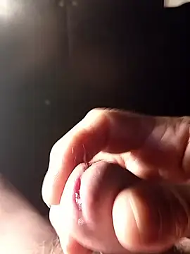 69dagosto online show from January 15, 7:06 pm