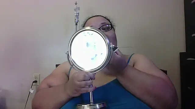 Snapshot of SexyBBW10790 chatting on September 15, 10:10 pm SexyBBW10790 online show from September 15, 10:10 pm