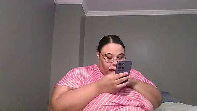 SexyBBW10790 online show from March 20, 12:10 pm