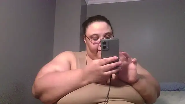 SexyBBW10790 online show from July 8, 12:04 am