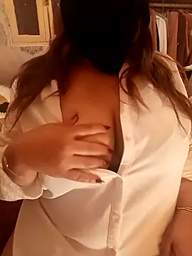 mayakhalyfaa online show from December 5, 1:14 am