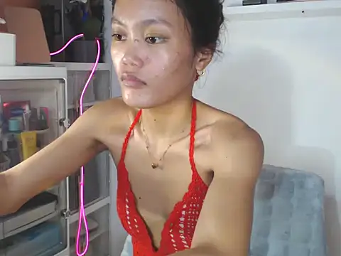 Snapshot of skinny_gracie chatting on June 20, 11:02 am skinny gracie online show from June 20, 11:02 am