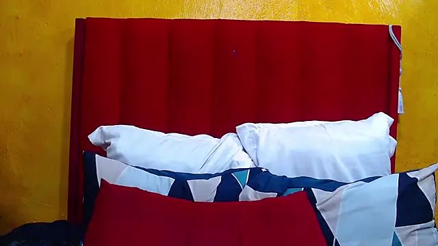 Candycrush2555 online show from December 14, 8:41 am