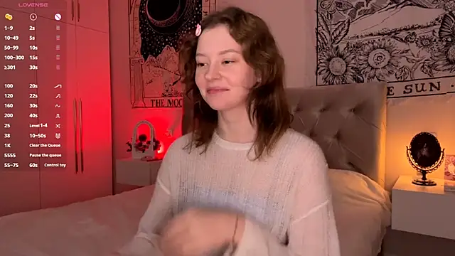 Snapshot of IrisPurrphy chatting on November 10, 1:37 am IrisPurrphy online show from November 10, 1:37 am