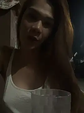 Snapshot of Misstrex_kylieElfie chatting on July 18, 6:12 pm Misstrex kylieElfie online show from July 18, 6:12 pm