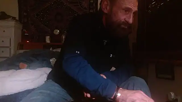 Snapshot of reebokrick650 chatting on December 2, 4:07 am reebokrick650 online show from December 2, 4:07 am