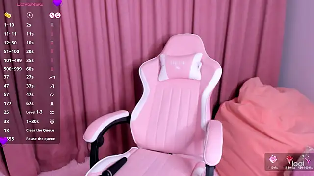 Momo Ayase  online show from December 1, 2:11 pm