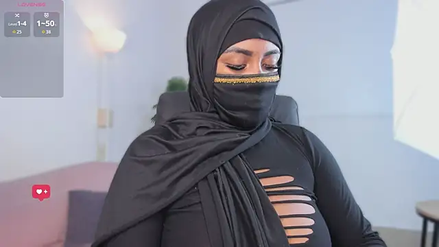 Snapshot of yasmin_elite chatting on October 27, 10:30 am yasmin elite online show from October 27, 10:30 am