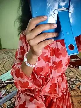 Snapshot of Snaya-baby chatting on October 12, 12:15 pm Snaya-baby online show from October 12, 12:15 pm