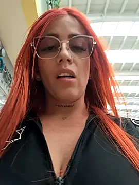 Alis xxx online show from February 21, 7:15 pm