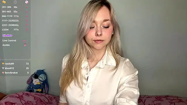 AccaCroyle online show from April 26, 4:59 pm