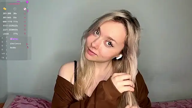AccaCroyle online show from May 1, 7:07 pm