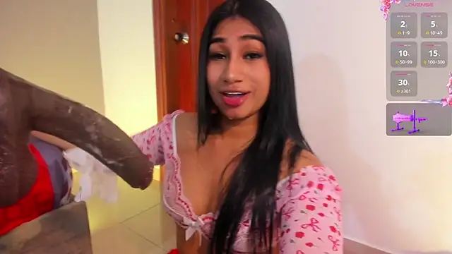 EMILYY WALKER online show from July 20, 12:51 pm