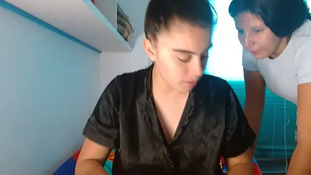 Arieeel 09 online show from April 19, 4:06 pm