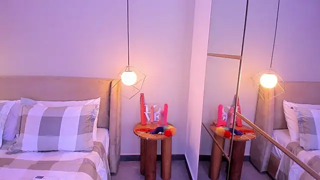 Snapshot of Zammy_Sanz chatting on November 30, 3:27 pm Zammy Sanz online show from November 30, 3:27 pm