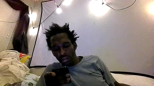 Triggerhappycj100 online show from May 6, 6:52 am