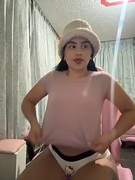 Snapshot of laure_torres chatting on September 9, 6:57 am laure torres online show from September 9, 6:57 am