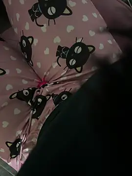 Snapshot of laure_torres chatting on September 11, 7:08 am laure torres online show from September 11, 7:08 am