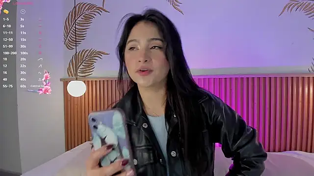 Valleriie  online show from February 21, 4:08 pm