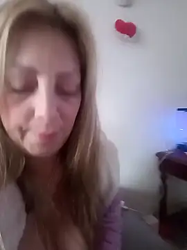 Estefania Arce online show from October 19, 8:42 pm