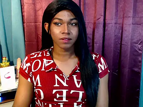 Snapshot of Milagrosa_xx chatting on June 24, 12:37 pm Milagrosa xx online show from June 24, 12:37 pm
