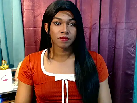 Snapshot of Milagrosa_xx chatting on June 28, 9:43 pm Milagrosa xx online show from June 28, 9:43 pm