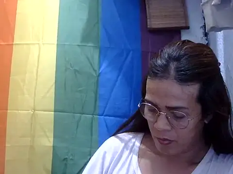 juicycum069 online show from July 1, 7:10 am