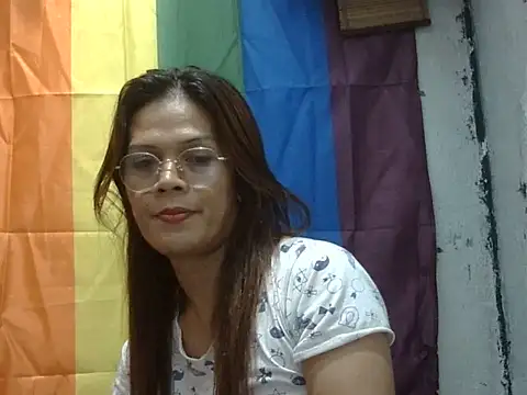 juicycum069 online show from July 24, 8:01 am