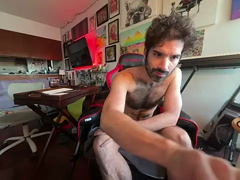 Pupscritch online show from February 4, 4:13 pm