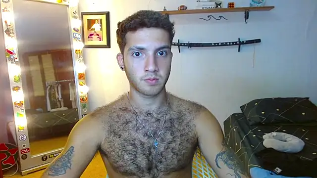 Snapshot of ocean_boy chatting on September 25, 12:36 am ocean boy online show from September 25, 12:36 am
