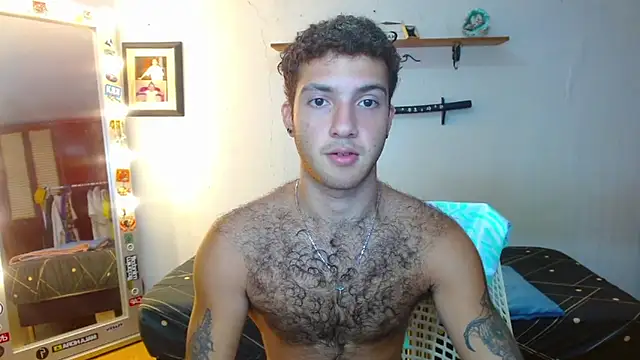 Snapshot of ocean_boy chatting on October 8, 3:09 pm ocean boy online show from October 8, 3:09 pm