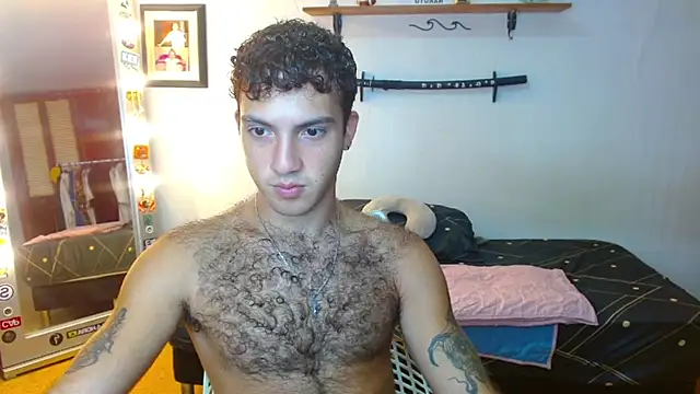 Snapshot of ocean_boy chatting on October 10, 10:53 pm ocean boy online show from October 10, 10:53 pm