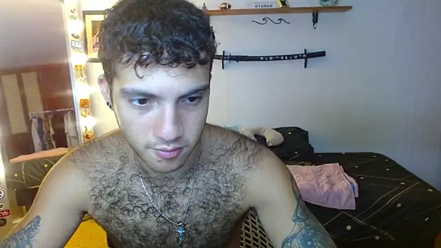 Snapshot of ocean_boy chatting on October 13, 2:00 am ocean boy online show from October 13, 2:00 am