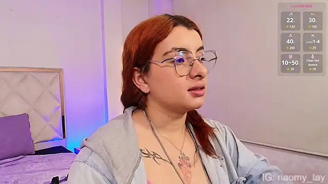 Naomy tay1 online show from November 6, 3:18 am