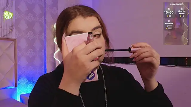 Naomy tay1 online show from February 5, 3:00 am