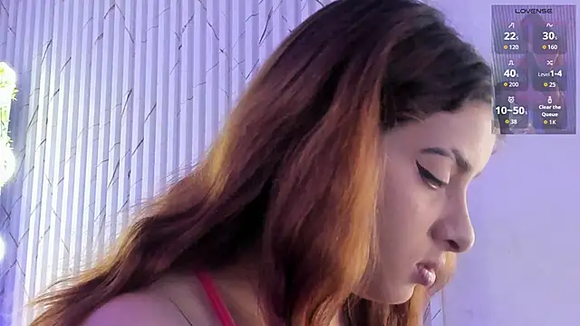 Snapshot of Naomy_tay1 chatting on June 15, 3:31 am Naomy tay1 online show from June 15, 3:31 am